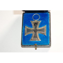 EK 2.Kl.14 im Regiments Etui