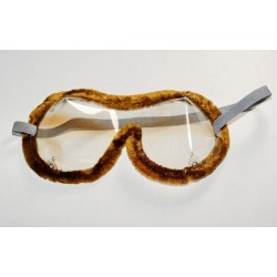 WH Heer, Staubschutz-Brille