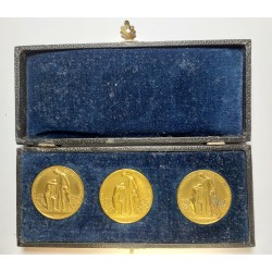 Set of 3x Cased 1923...