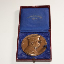 Cased LZ 126 Medal